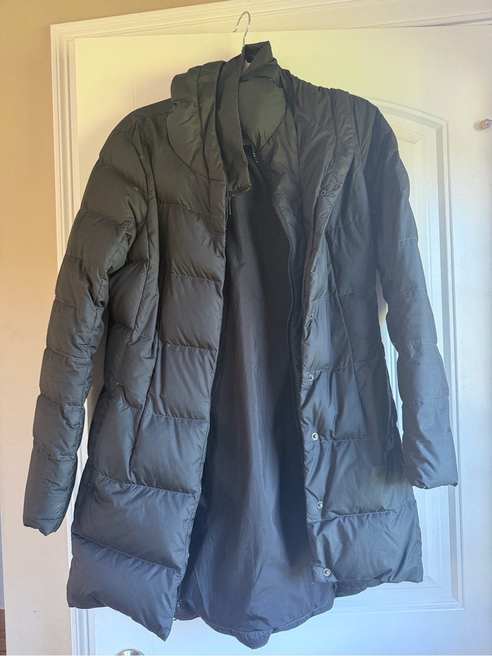 The North Face Women's Black Long Puffer Coat with Hood